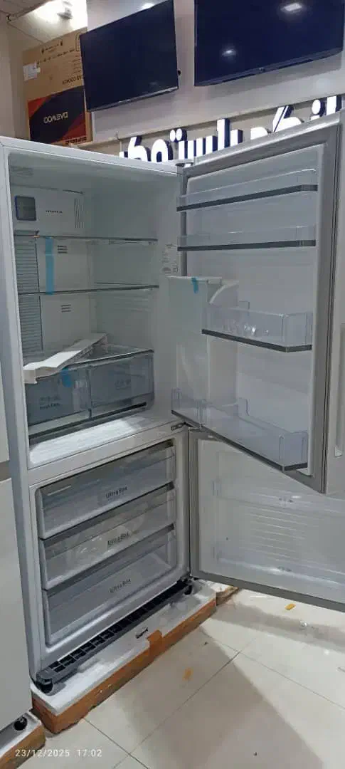 فریزر پایین دوو|یخچال و فریزر|قم, گلزار|دیوار