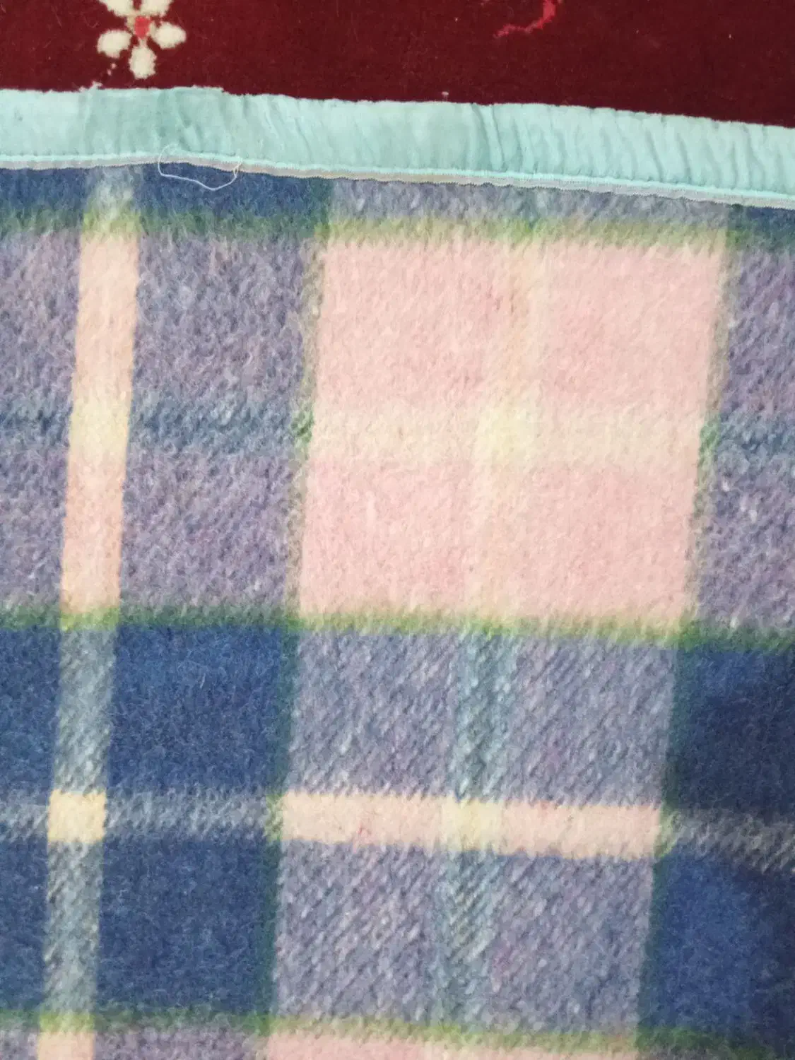 پتو|رختخواب، بالش، پتو|زابل, |دیوار