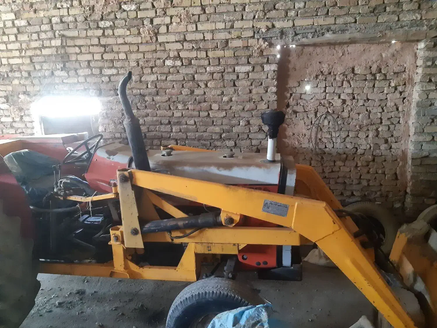 تراکتور ۲۸۵|ماشینآلات صنعتی|اسفراین, |دیوار