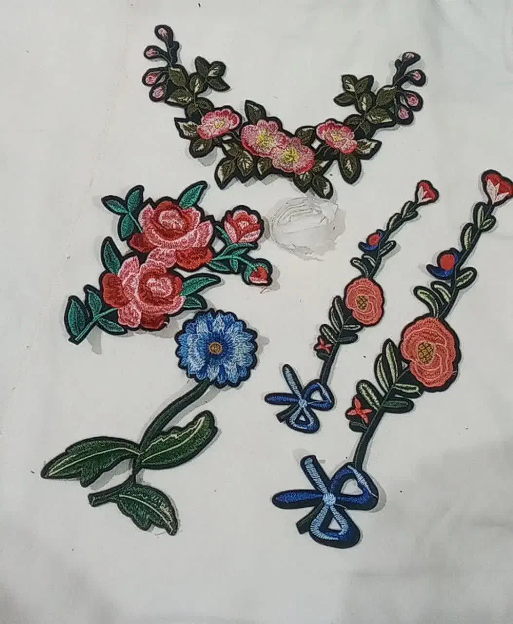 برچسب های گلدوزی خارجی|لوازم خیاطی و بافتنی|سبزوار, امیر کبیر|دیوار