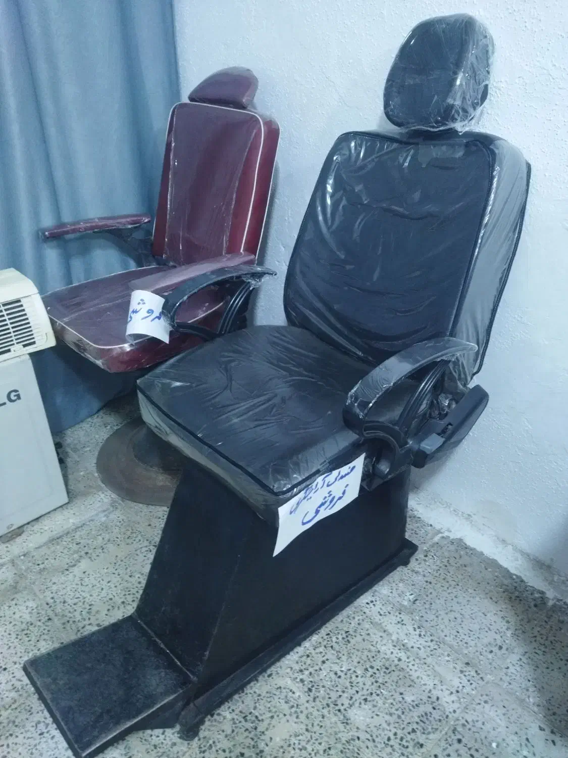 دو عدد صندلی ارایشگری|آرایشگاه و سالنهای زیبایی|بندر انزلی, چهارفریضه|دیوار