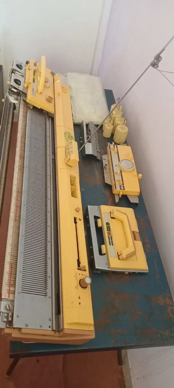 ماشین بافندگی 830|لوازم خیاطی و بافتنی|صدرا-فارس, فاز ۱|دیوار