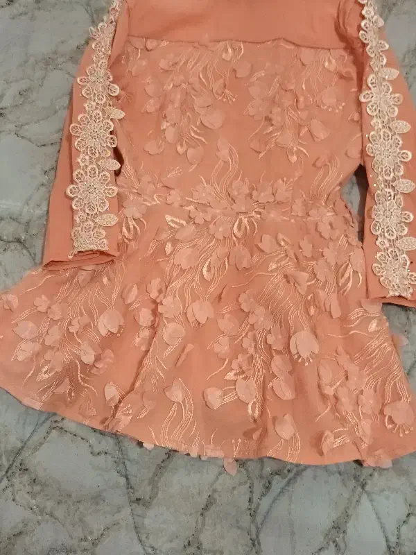 لباس مجلسی|لباس|مرند, |دیوار