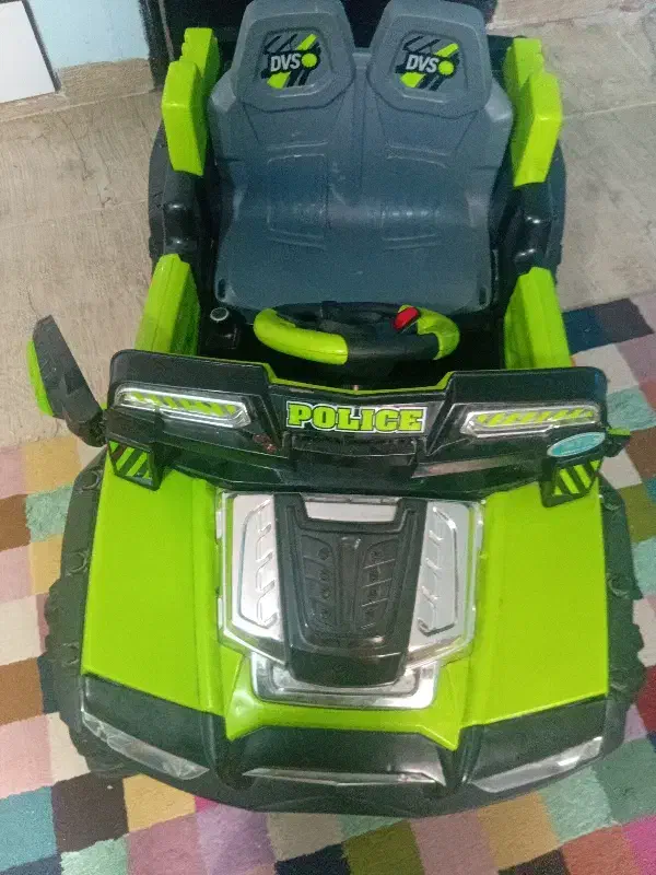 ماشین شارژی|اسباب‌بازی بچه|جیرفت, |دیوار