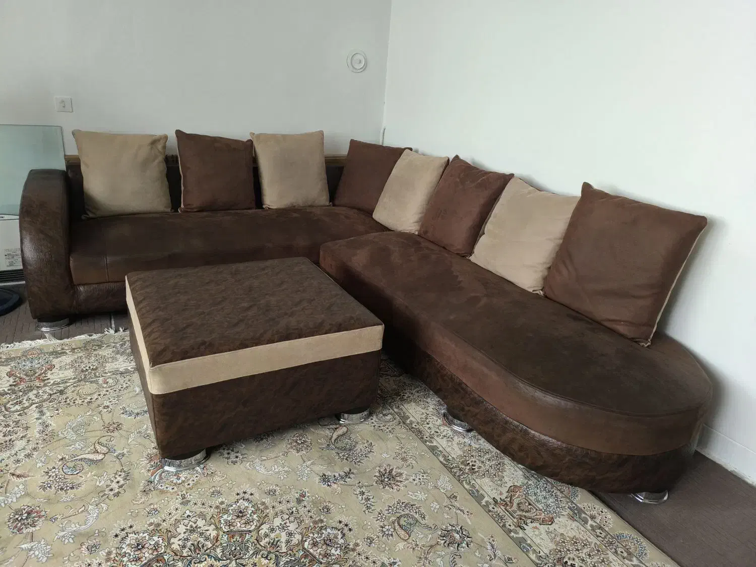مبلمان هشت نفره ال همراه با میز عسلی|مبلمان خانگی و میز عسلی|تهران, شهرک محلاتی|دیوار