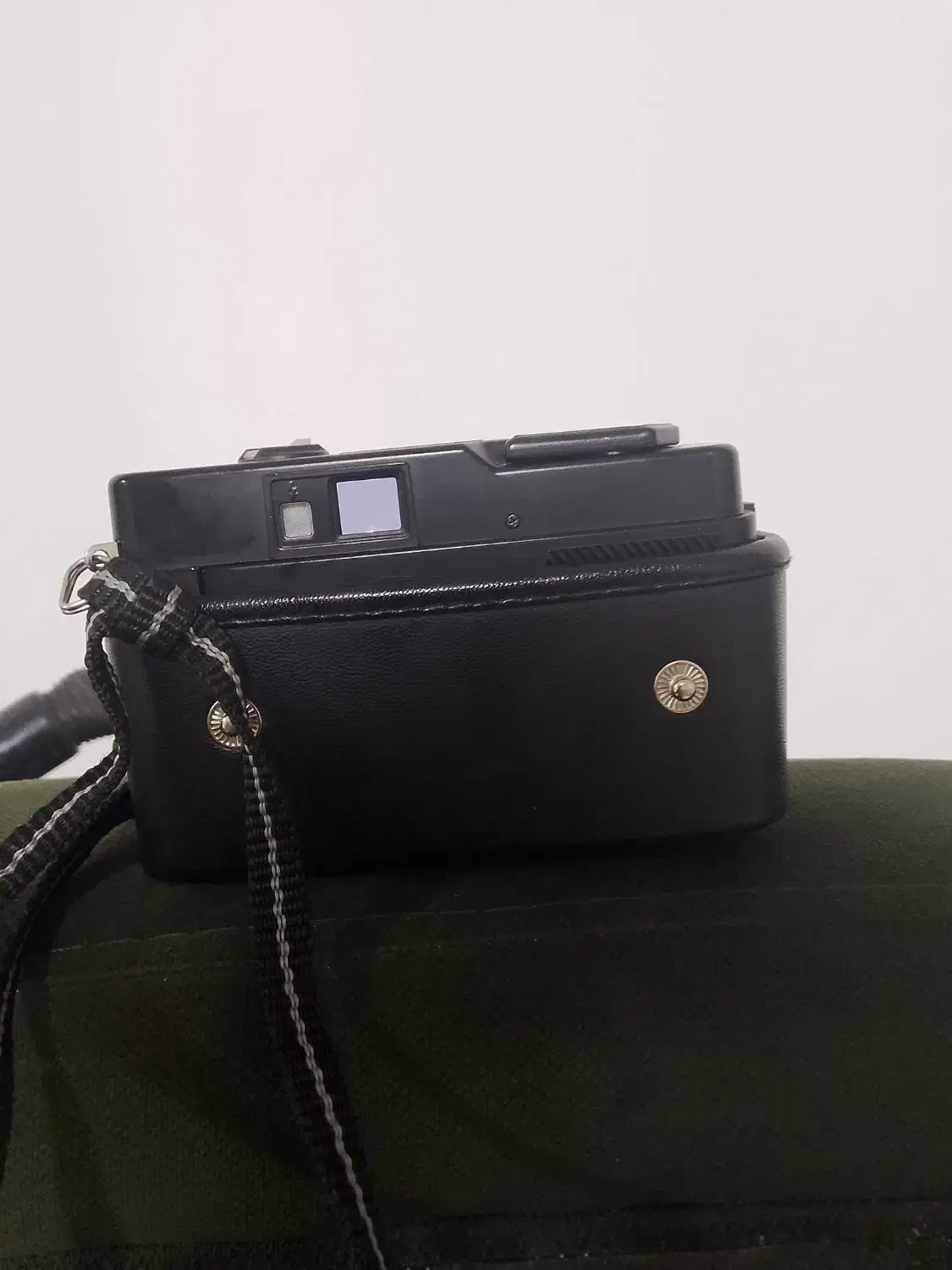 یک عدد دوربین عکساسی تمیز|دوربین عکاسی و فیلم‌برداری|مشهد, گاز|دیوار