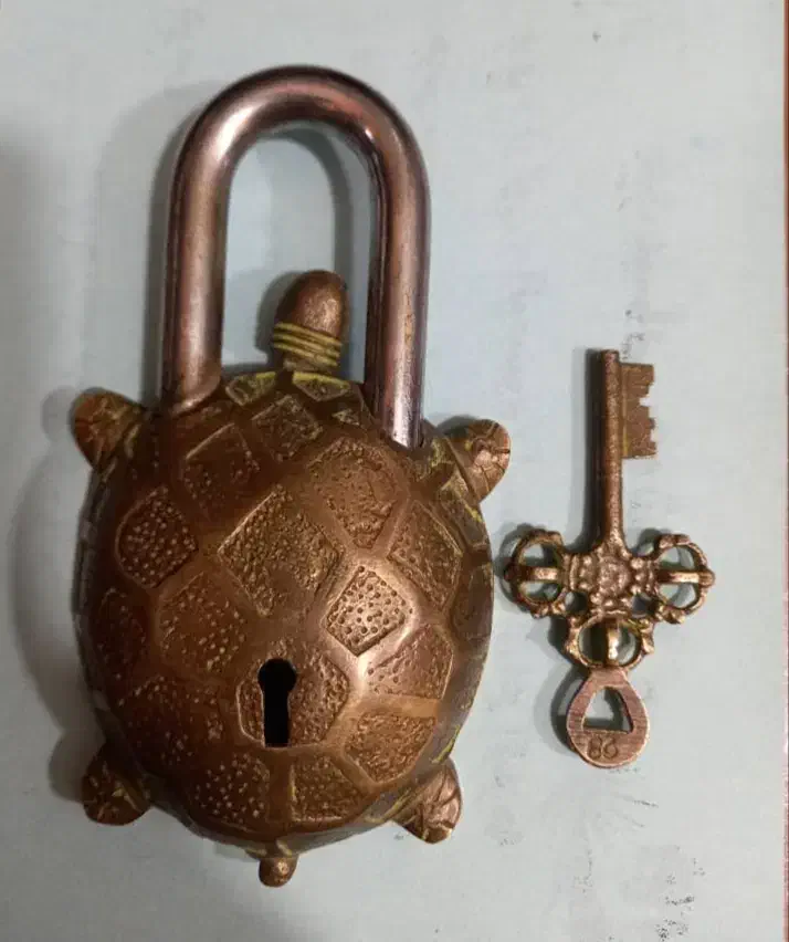 کلیدسازی سیار شبانه روزی کل تهران زیر20دقیقه|خدمات پیشه و مهارت|تهران, نیاوران|دیوار