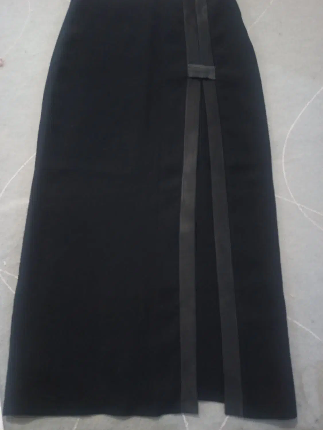 لباس|لباس|دورود, |دیوار