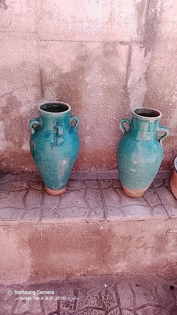 لاجین و کوزه قدیمی قابل استفاده|کلکسیون اشیاء عتیقه|اراک, |دیوار