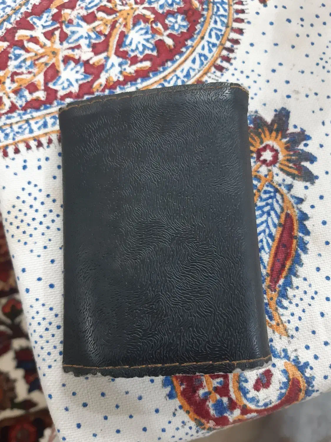 مدارک گم شده|اشیا|شهرکرد, |دیوار