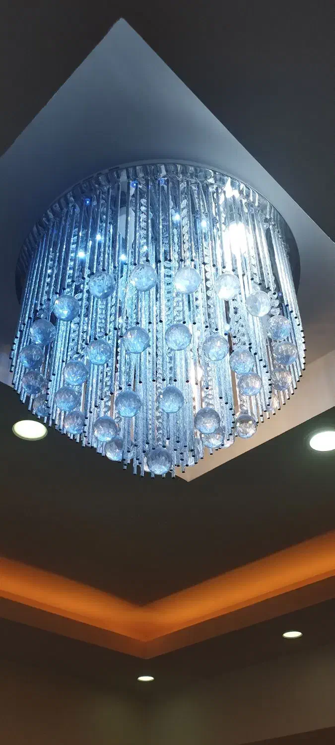 لوستر کنترلی در حد نو|لوستر و چراغ آویز|محمدشهر, محمدشهر|دیوار