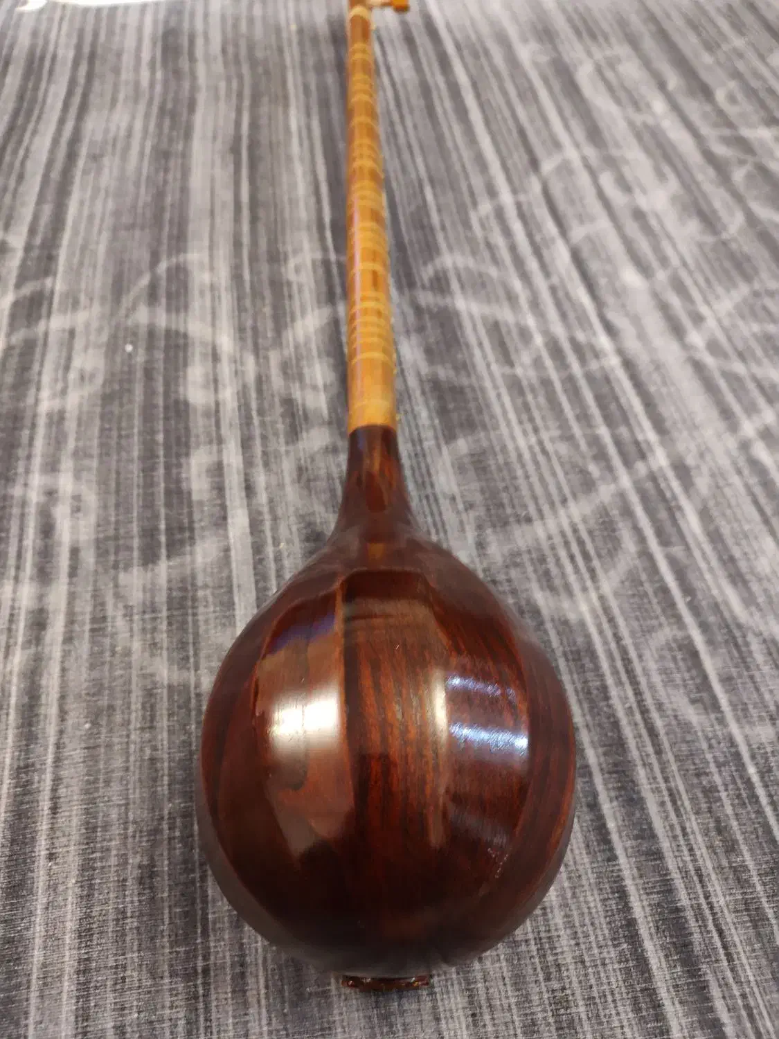 سه تار قدیمی|سازهای سنتی|تهران, سازمان آب|دیوار