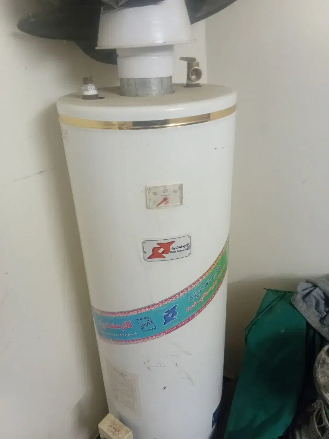 آبگرمکن گازی|آبگرمکن، پکیج، شوفاژ|آباده, |دیوار