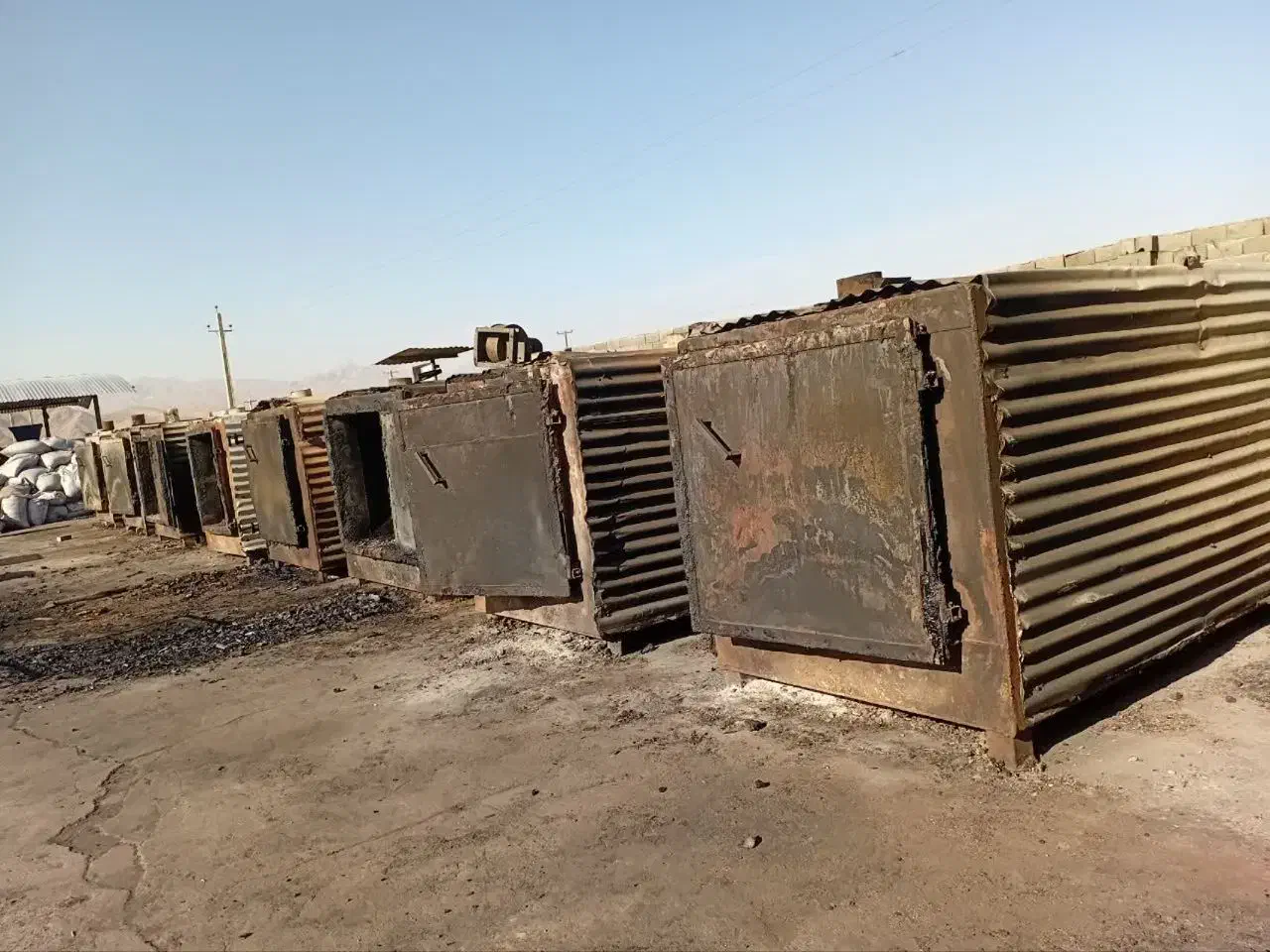 کوره یک تنی ذغال|ماشین‌آلات صنعتی|دلیجان, |دیوار