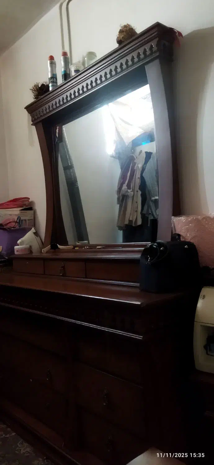 دراور و آیینه به همراه میز ارایش|جاکفشی، کمد، دراور|خمین, |دیوار