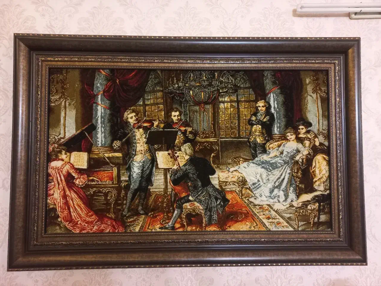 تابلو فرش دستباف ویولن زن|تابلو فرش|مشهد, الهیه|دیوار