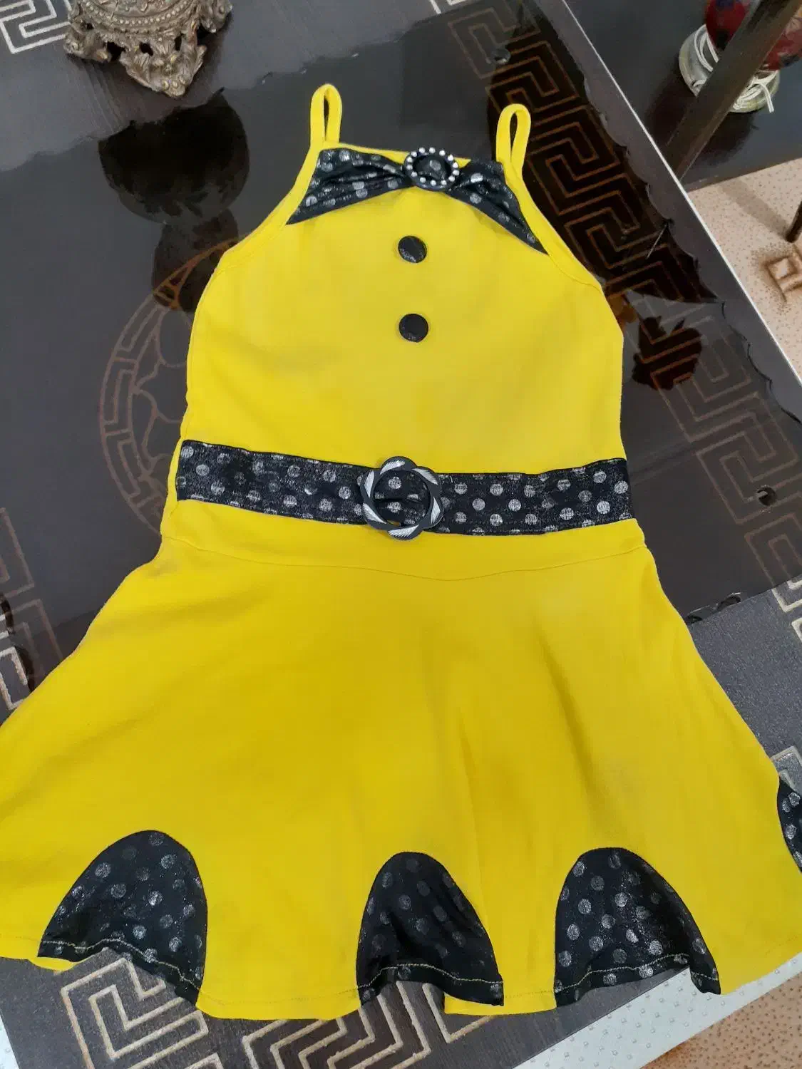 کت دخترانه و پیراهن مجلسی|کفش و لباس بچه|تالش, هشتپر|دیوار