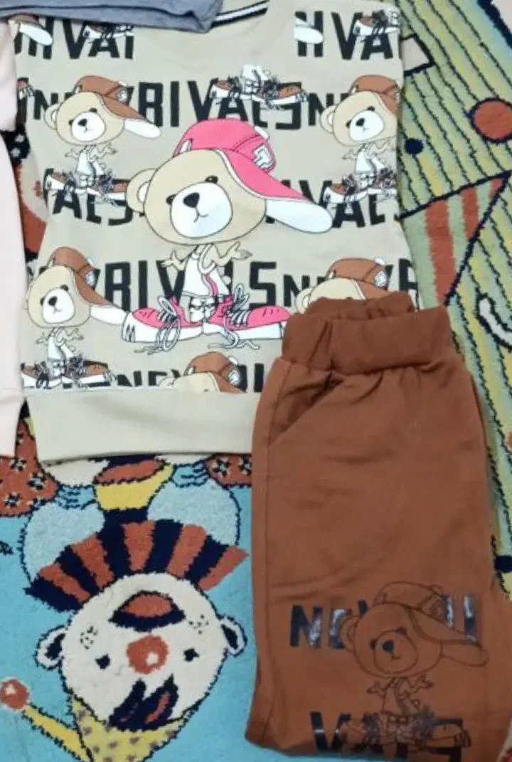 لباس بچه|کفش و لباس بچه|بهارستان, |دیوار