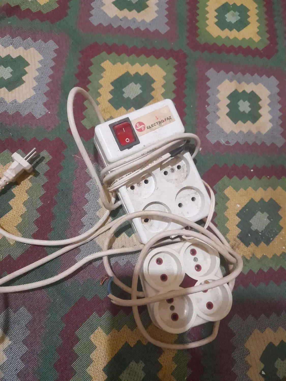 سه راهی و لامپ|لامپ و چراغ|قم, خاکفرج|دیوار