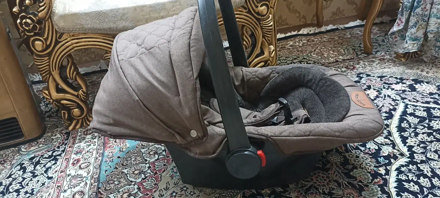 کریر قهوه ای|کالسکه و لوازم جانبی|مشهد, عبادی|دیوار