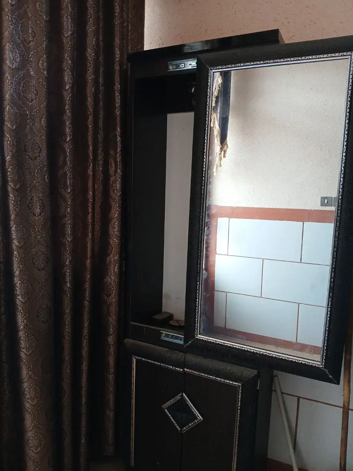 جاکفشی|جاکفشی، کمد، دراور|کرمان, |دیوار