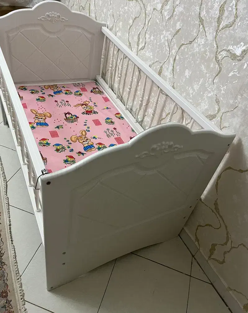 تخت و کمد و دراور|تخت و صندلی بچه|قزوین, |دیوار