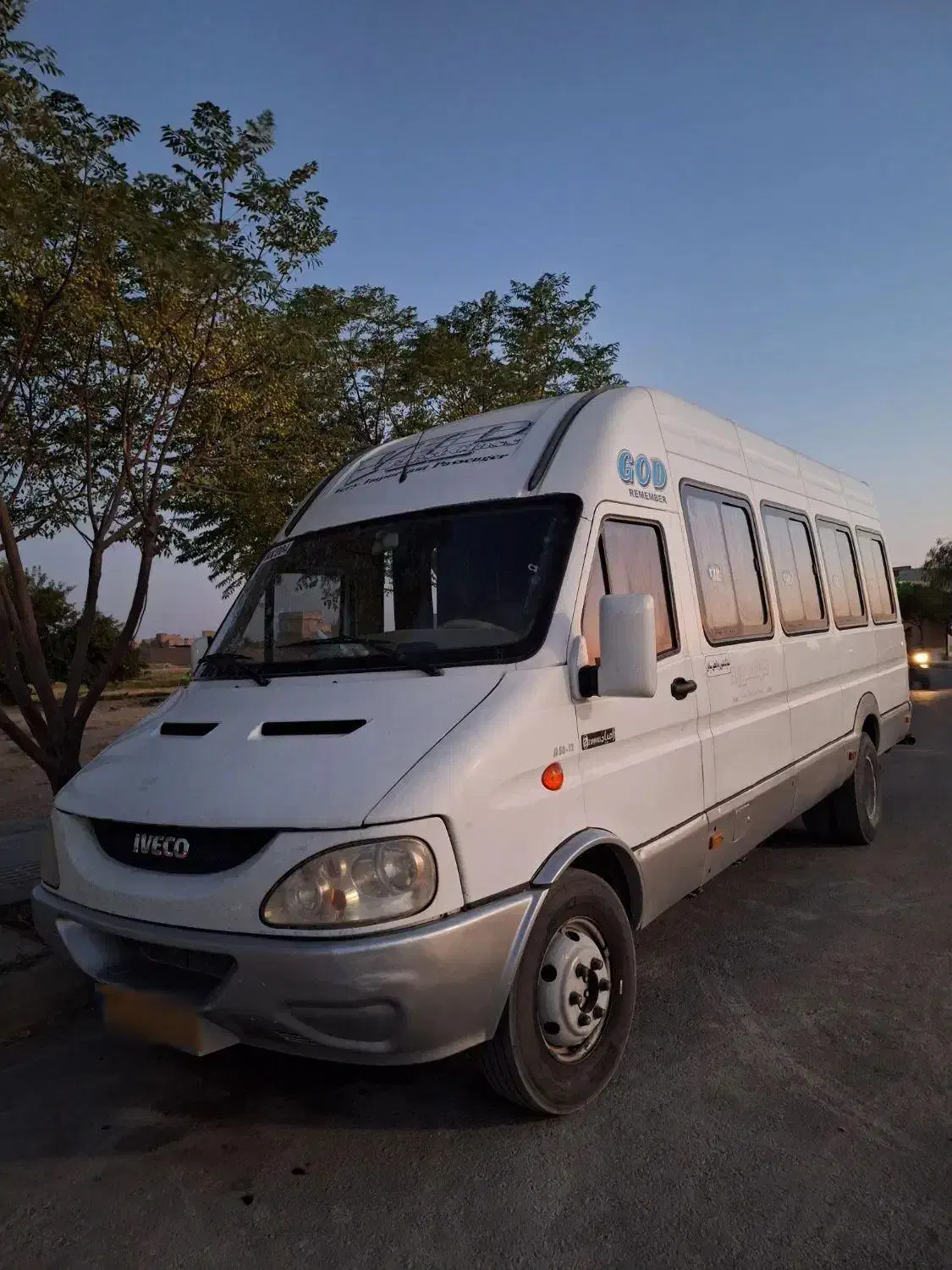 اویکو مدل ۸۹|خودرو سنگین|اصفهان, قائمیه|دیوار