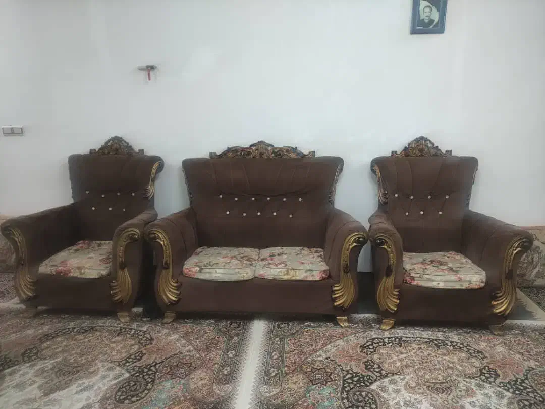 مبل ۷نفره سالم وتمیز|مبلمان خانگی و میز عسلی|لاهیجان, پردسر|دیوار