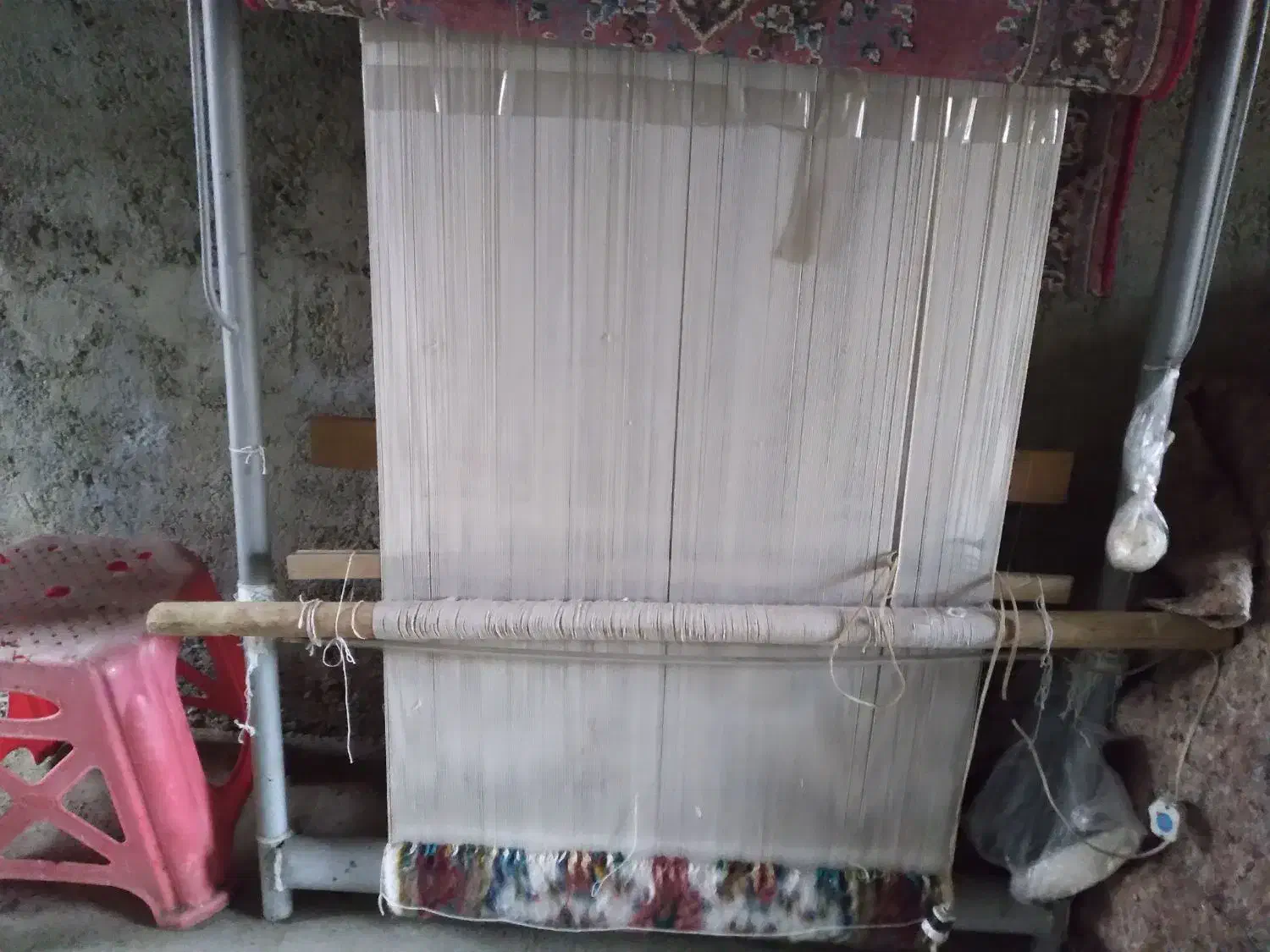 قالی نیمه کاره با دارقالی|فرش|همدان, |دیوار