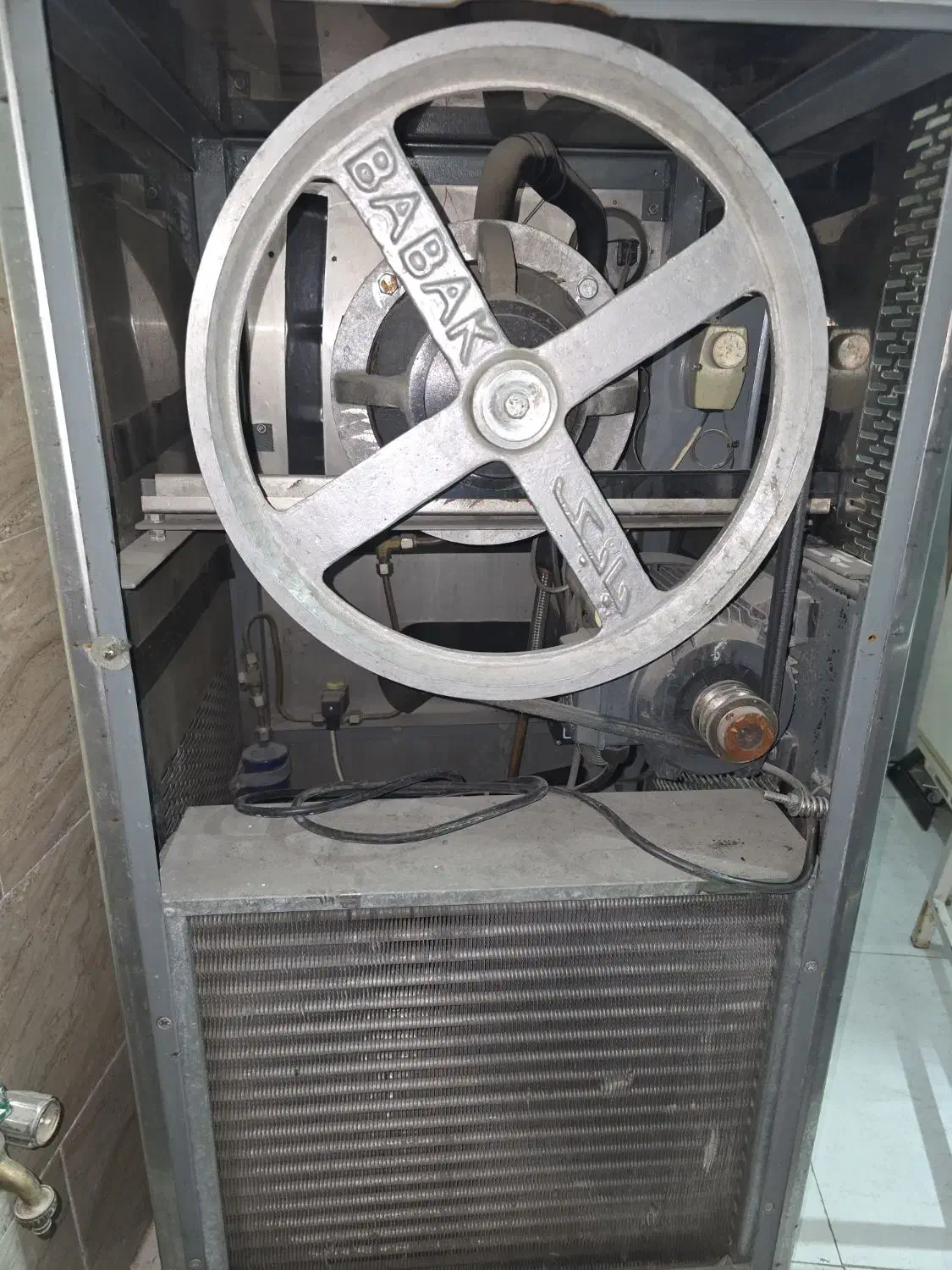 دستگاه بستنی ساز برند بابک16کیلویی|فروشگاه و مغازه|تهران, شهرک شریفی|دیوار