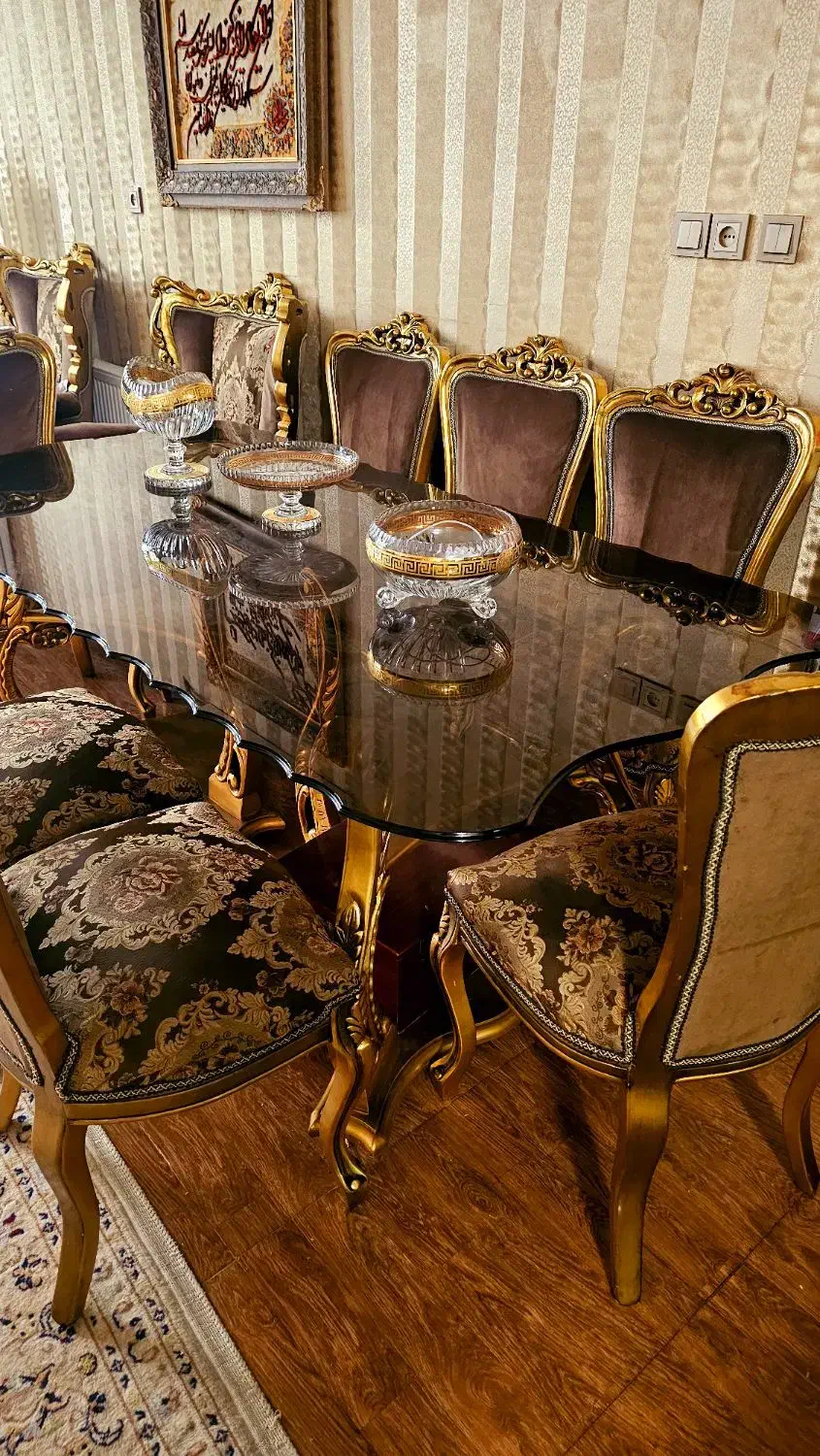 مبل سلطنتی ورق طلا|مبلمان خانگی و میز عسلی|قم, سالاریه|دیوار