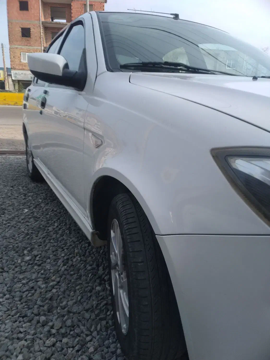 ساینا مدل ۹۷|خودرو سواری و وانت|نور, |دیوار