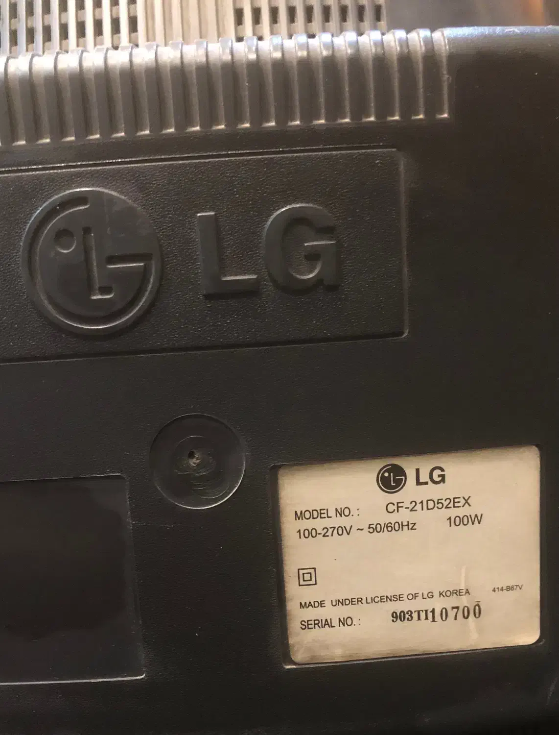 تلویزیون ال جی و میز زیر تلویزیون|تلویزیون و پروژکتور|تهران, ستارخان|دیوار