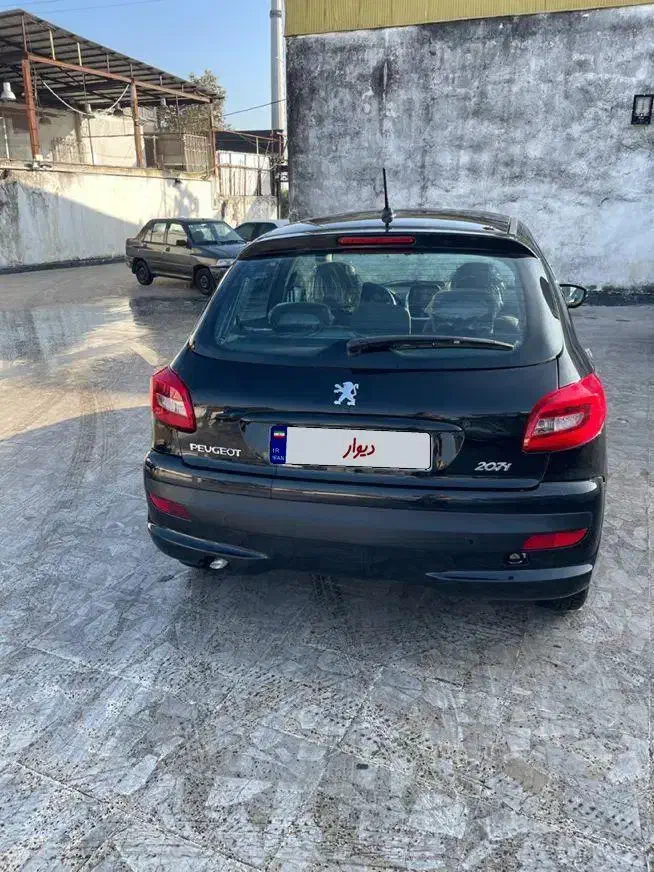 ۲۰۷سقف پانا دنده|خودرو سواری و وانت|رشت, جانبازان|دیوار