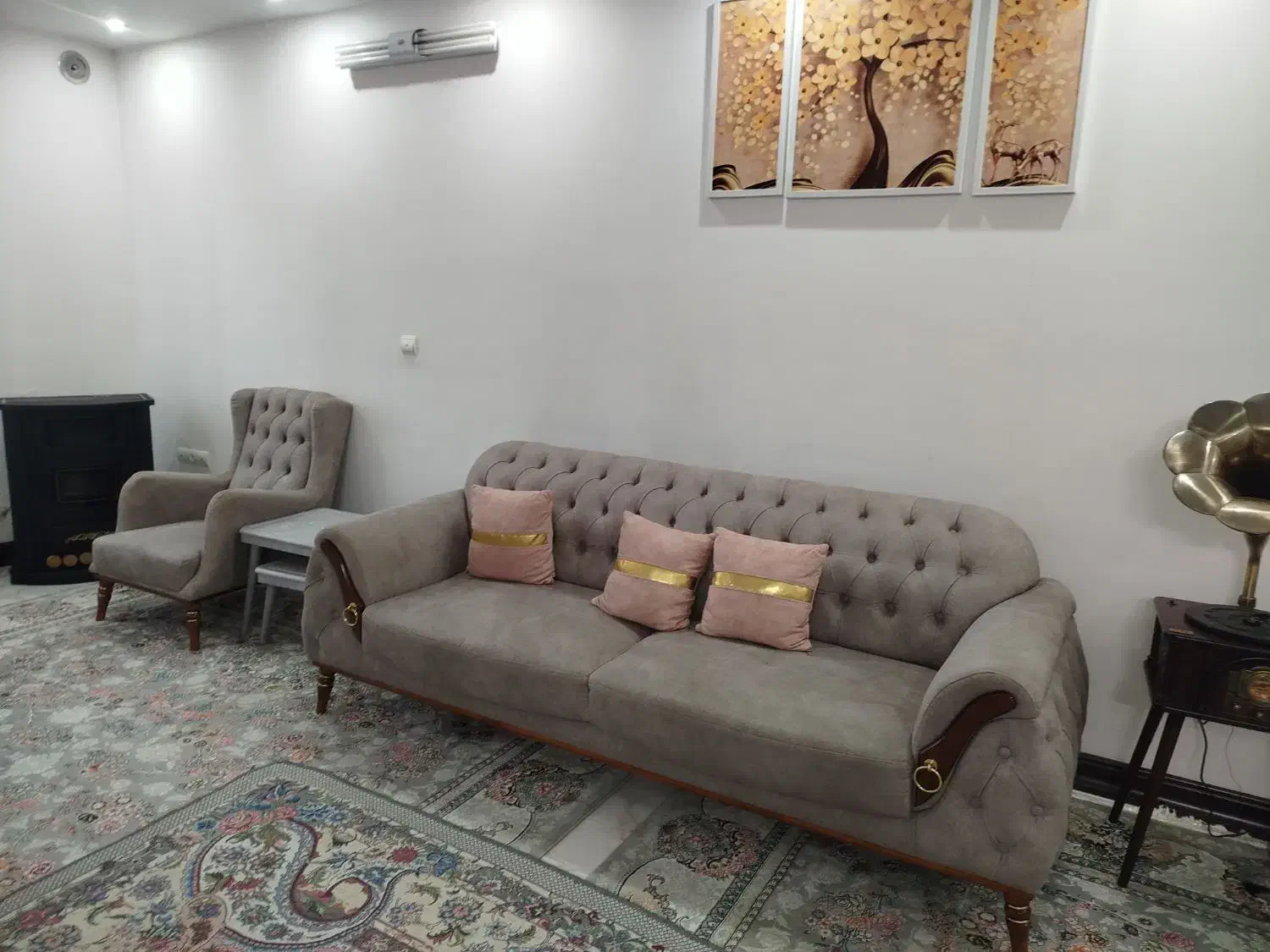 مبل7نفره و میز ناهار خوری تمیز و نو|مبلمان خانگی و میز عسلی|بابل, |دیوار