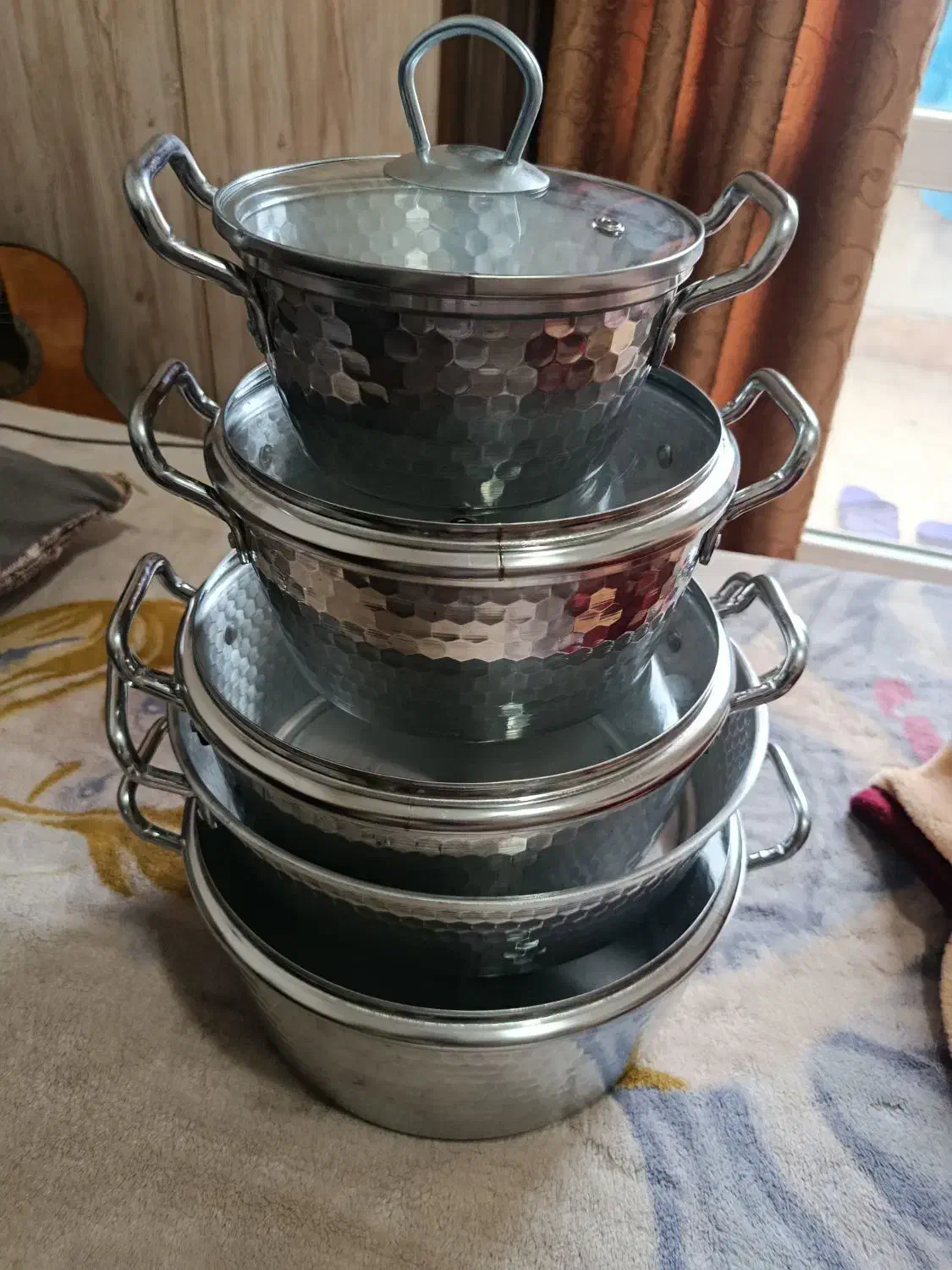 سرویس قابلمه روحی|ظروف پخت‌وپز|فولادشهر, مسکن مهر فولادشهر|دیوار