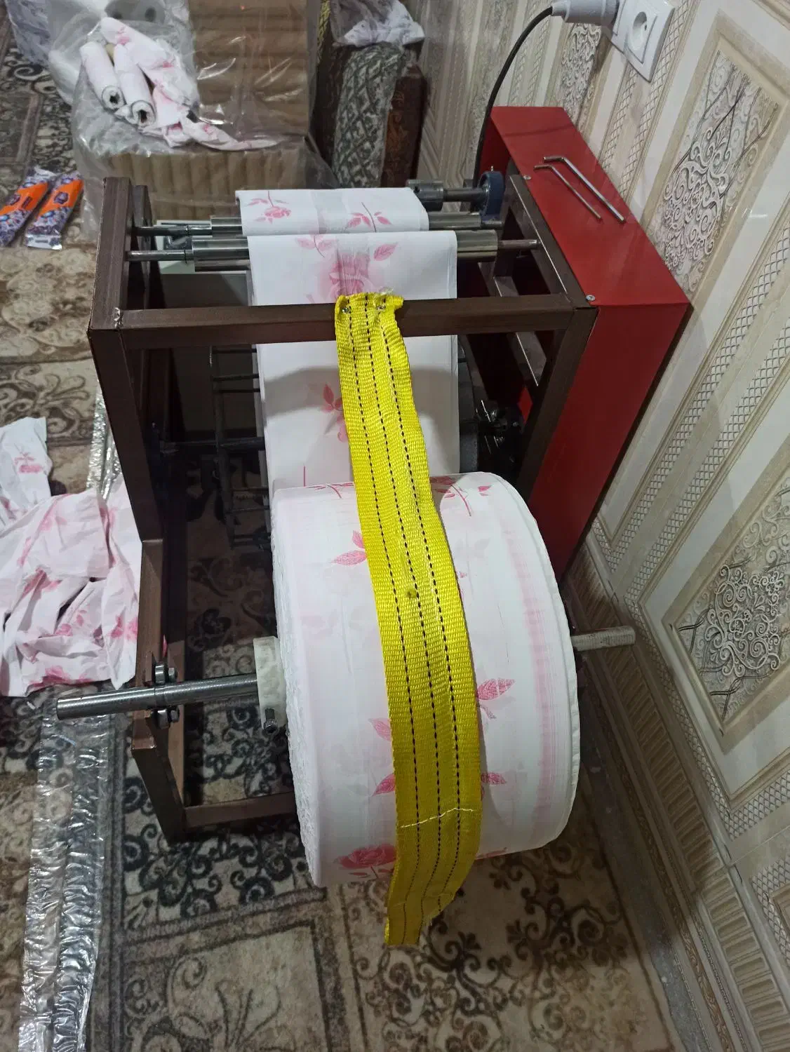 دستگاه تولید سفره یک بار مصرف وکیسه زباله و فریزر|ماشینآلات صنعتی|بیکاه, |دیوار