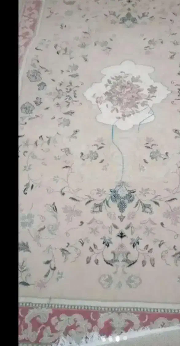 فرش سالم ۶ متری زمینه کرم گلدار آنتیک و درجه یک|فرش|بابلسر, |دیوار