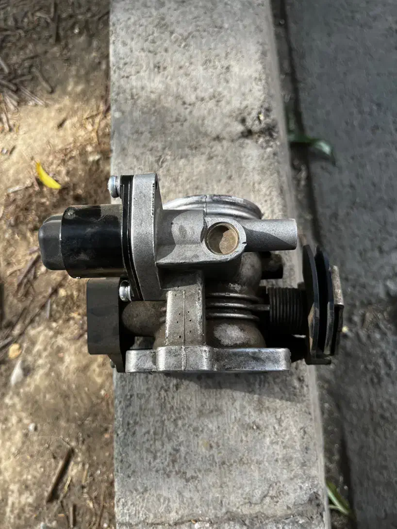 قطعه یدکی خودرو|قطعات یدکی و لوازم جانبی|کرج, شهرک بنفشه|دیوار