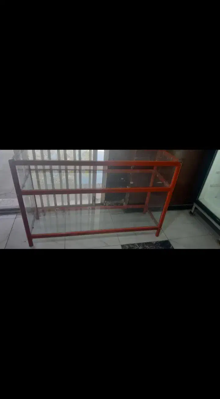 ویترین شیشه ای|بوفه، ویترین، کنسول|دورود, |دیوار