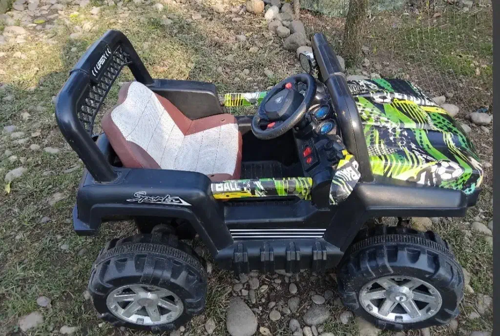 ماشین شارژی|اسباب‌بازی بچه|آستانه اشرفیه, |دیوار