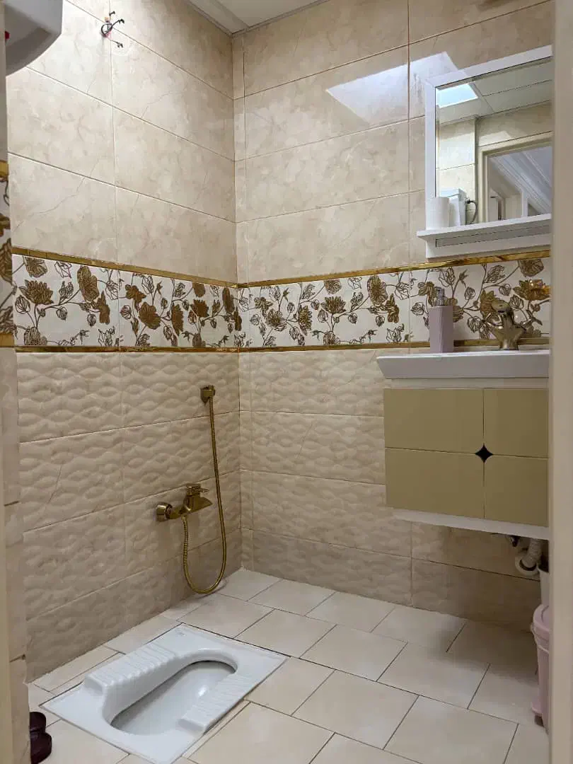 ۱۰۳ متر علی حسینی ۷ سال ساخت