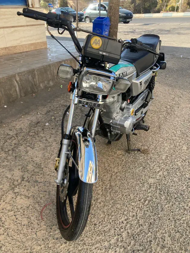 موتور سیکلت نامی ۲۰۰|موتورسیکلت|هشتگرد, هیو|دیوار