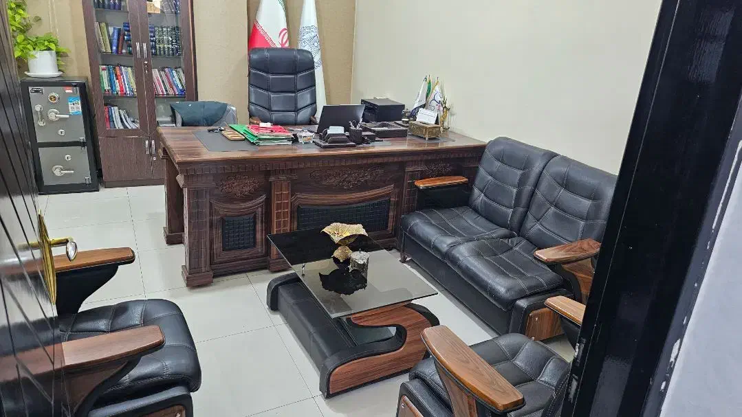 استخدام همکار وکیل دادگستری جوان|استخدام مالی، حسابداری، حقوقی|تهران, تولید دارو|دیوار