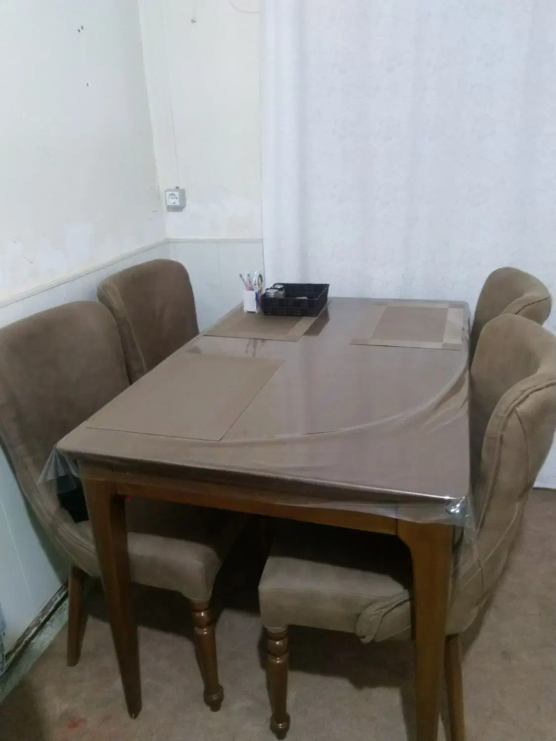 ناهارخوری|میز و صندلی غذاخوری|تبریز, |دیوار