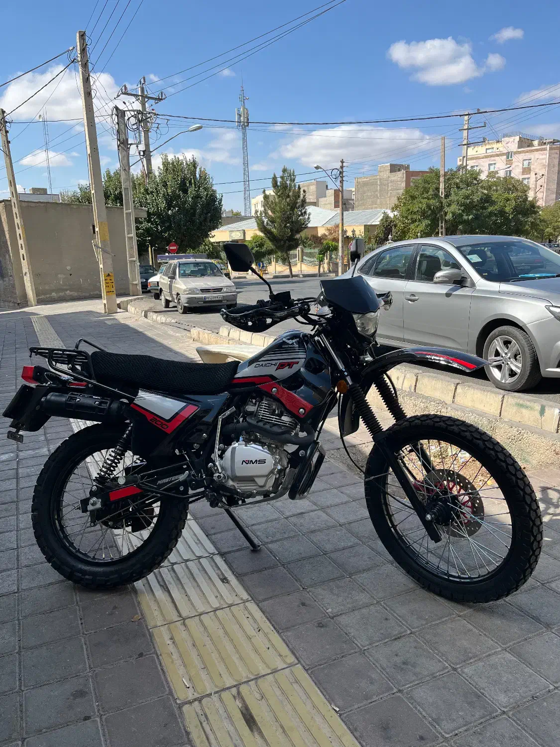 موتور تریل پرشی دایچی DT 200 نیروموتور|موتورسیکلت|شبستر, |دیوار