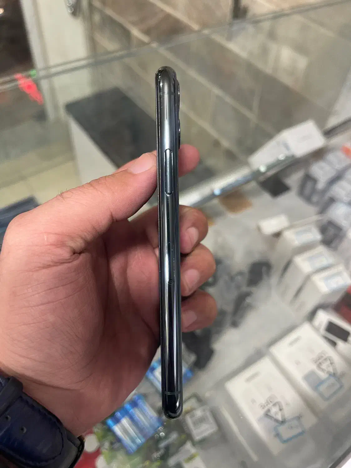 iPhone 11 pro|موبایل|یزد, |دیوار