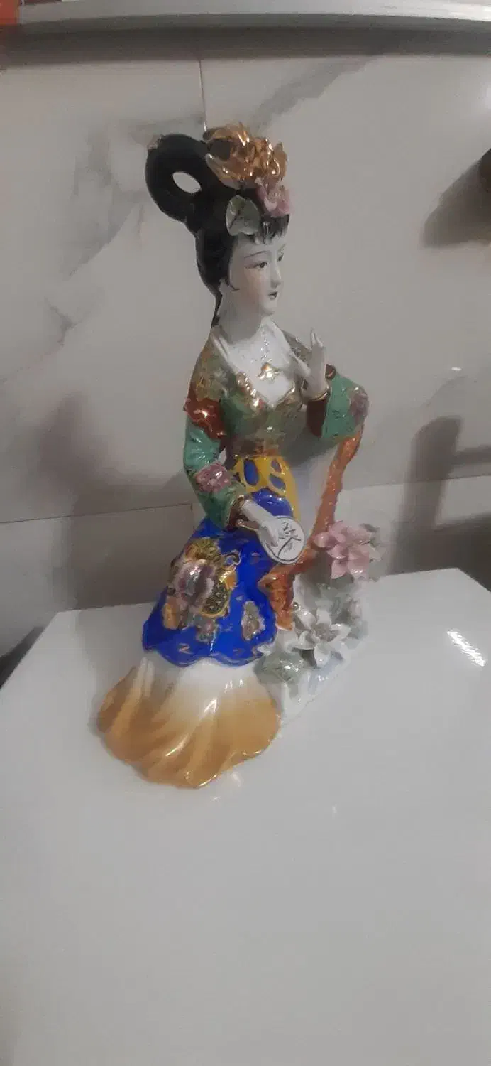 عروسک قدیمی چینی|صنایع دستی و سایر لوازم تزئینی|خمینیشهر, |دیوار