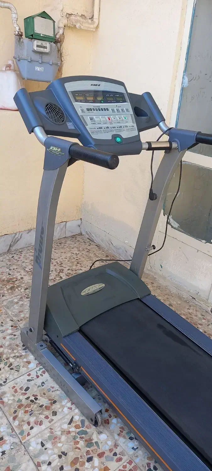 تردمیل Pioneer  اسپانیایی درحد نو|تجهیزات ورزشی|شهرکرد, |دیوار