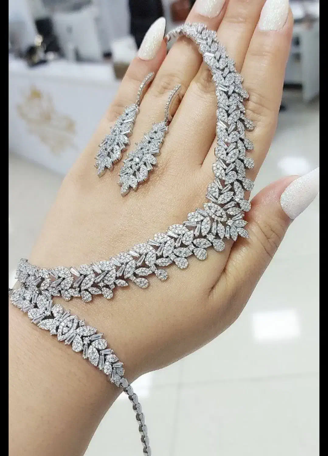 سرویس نقره مدل زیتون همراه با ساعت گندمی|بدلیجات|تبریز, |دیوار